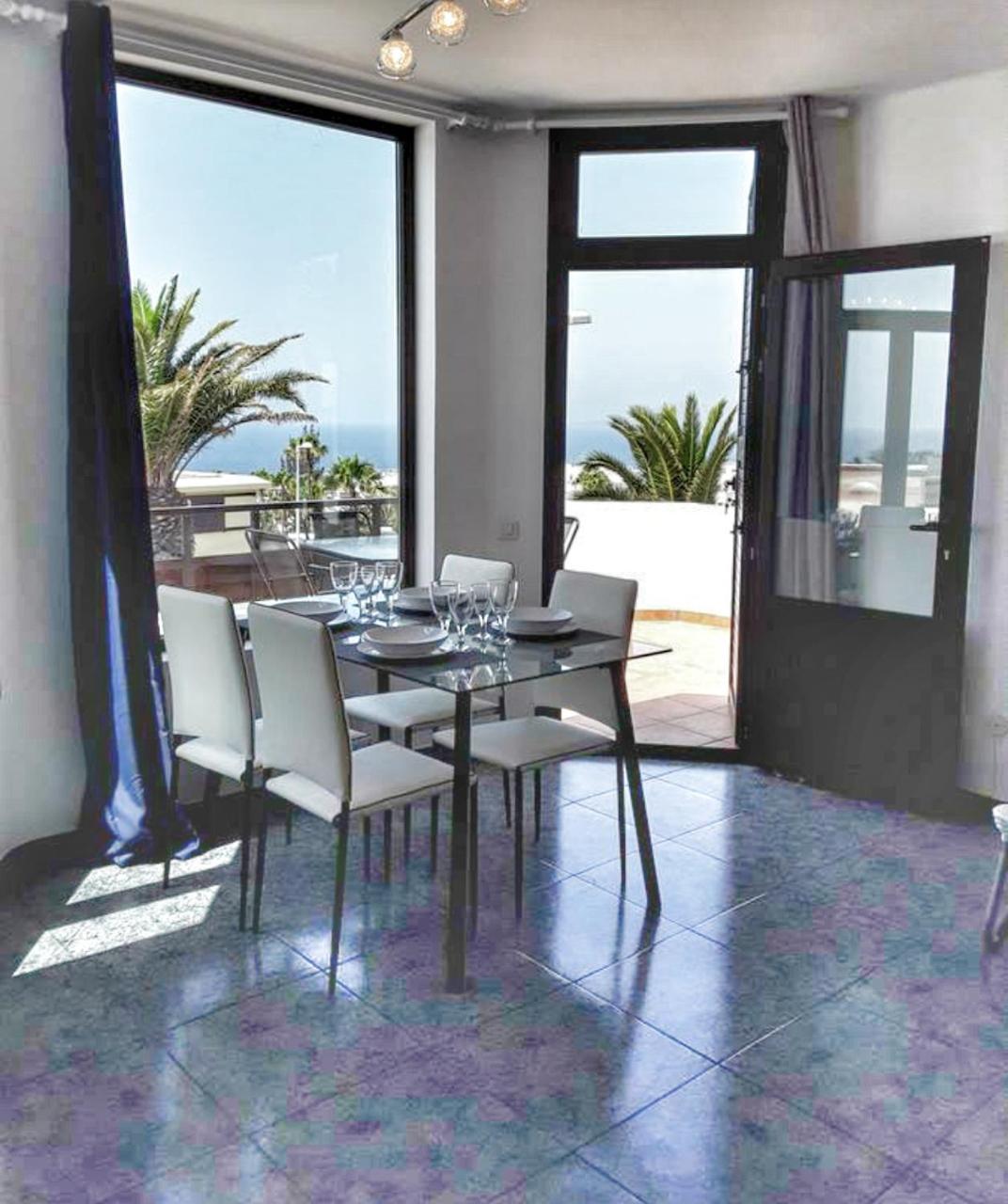 Central Seaview Apartment Puerto Del Carmen Puerto del Carmen  Exterior photo