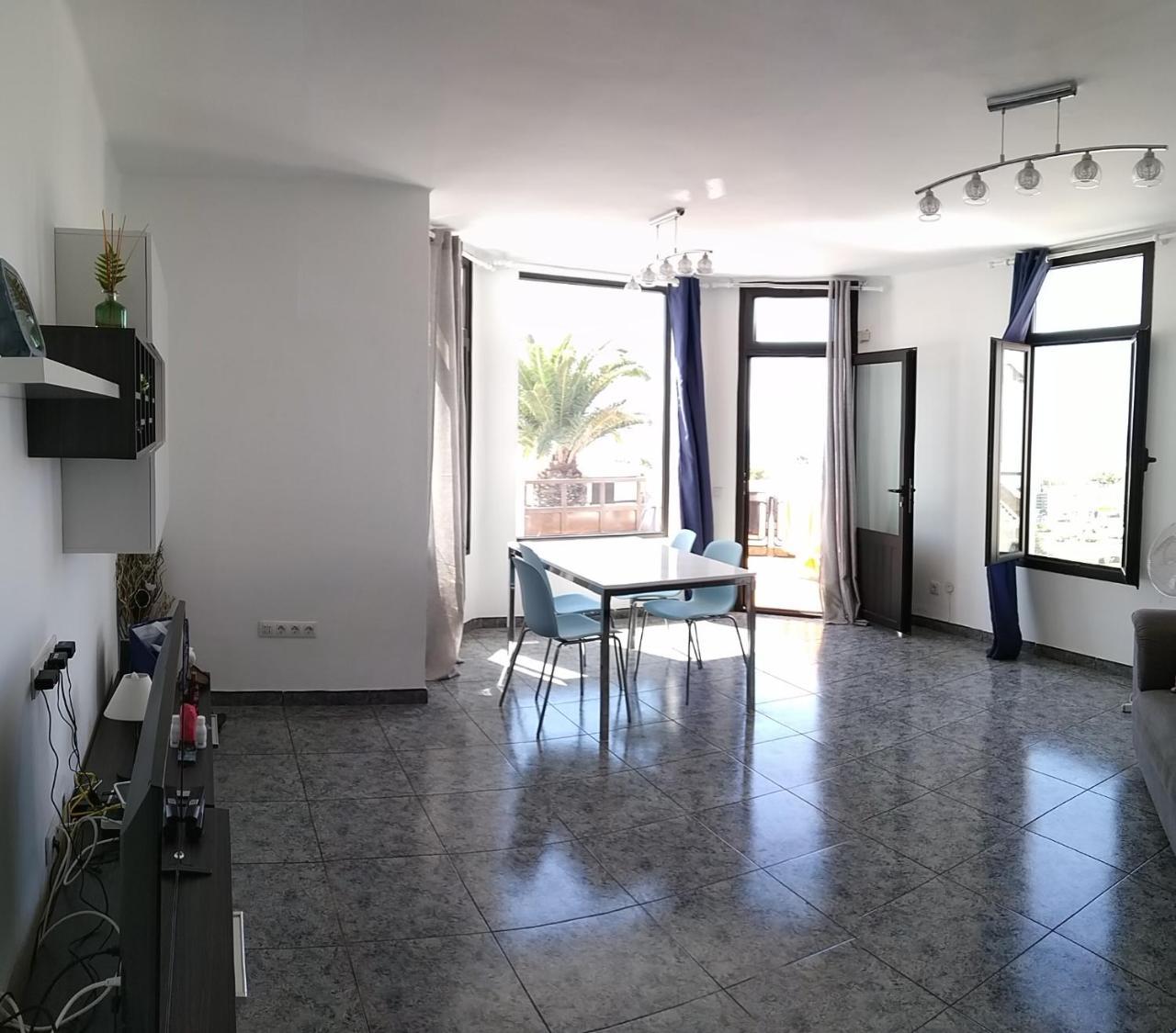 Central Seaview Apartment Puerto Del Carmen Puerto del Carmen  Exterior photo